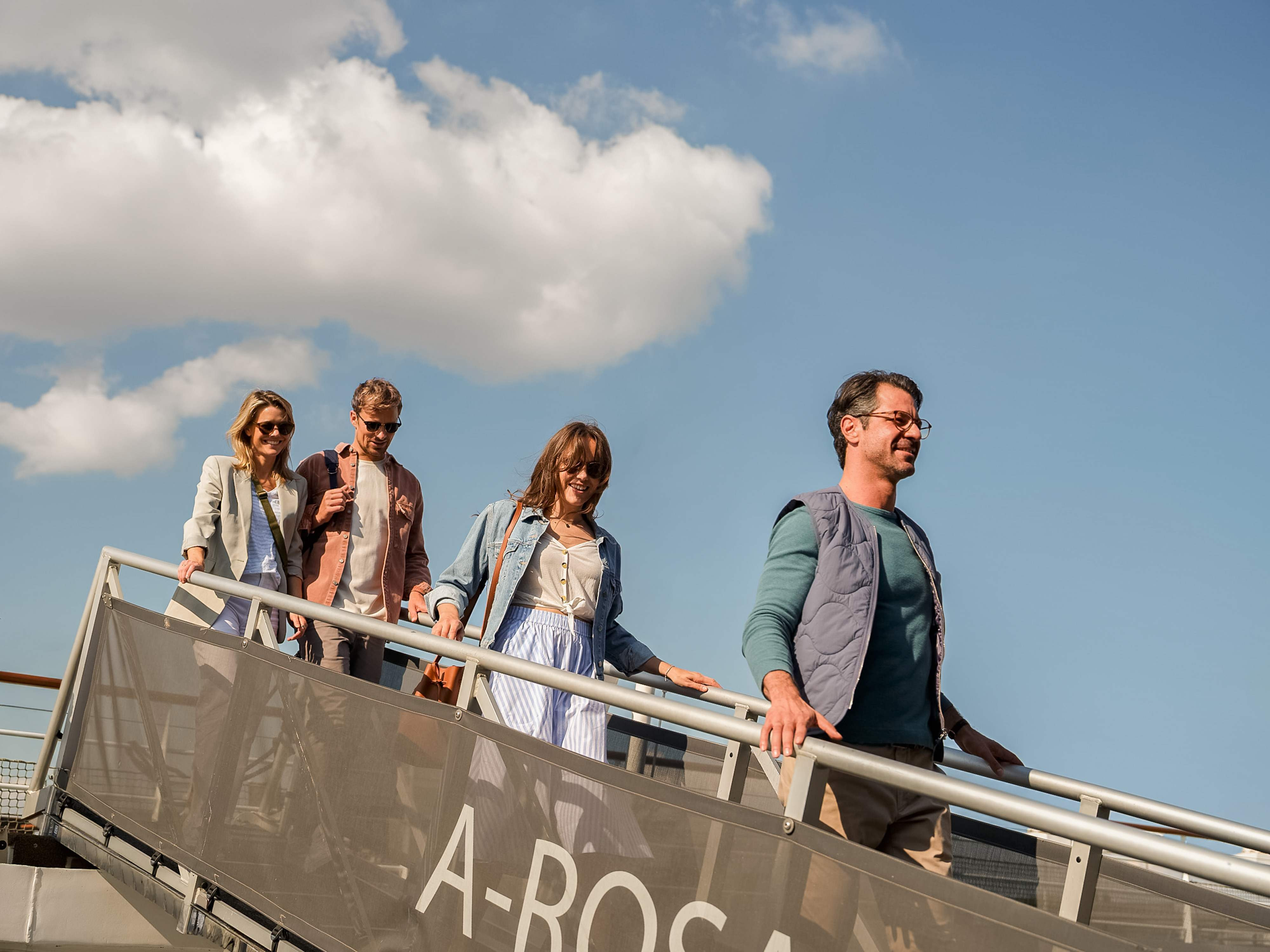 original arRN SEN SUNDECK SHIP OUTSIDE 0706